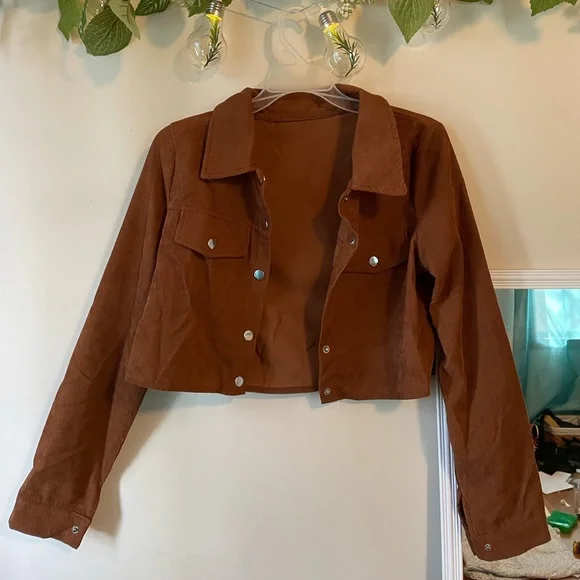 Cropped Corduroy jacket🍄✨ - Picture 2 of 7